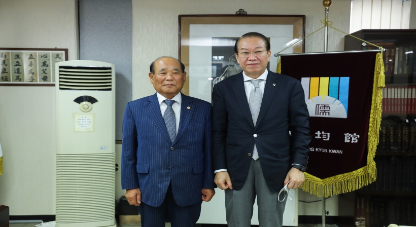 Unification Minister Kwon Youngse Pays Courtesy Visit to Confucianism Director Son Jin-Woo